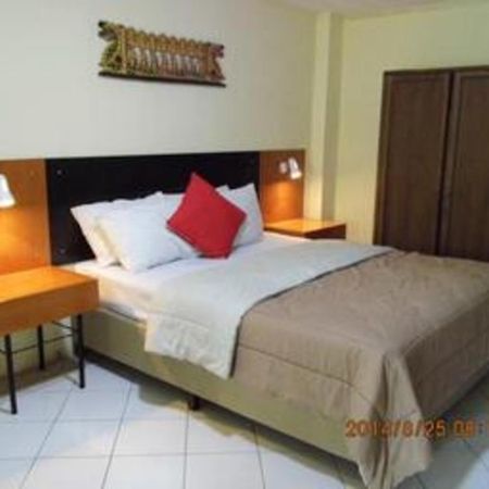 Augusta Pelabuhan Ratu Hotel Сукабуми Экстерьер фото
